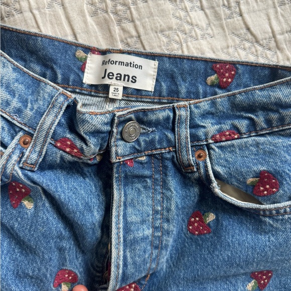 Reformation Mushrooms Embroidered High Rise Straight Leg Jean size 25 - Picture 5 of 9